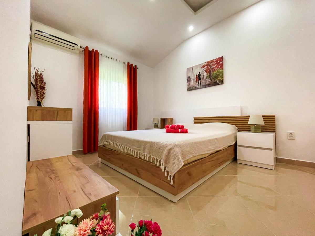Apartments Villa Egzon Ulcinj Luaran gambar